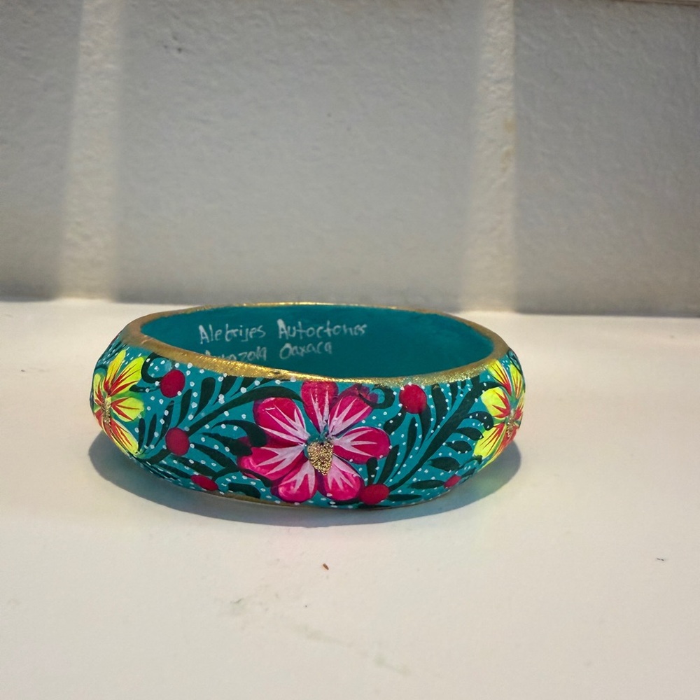 Hand-Painted Oaxaca Wooden Bangle – Alebrijes‎ Autóctones - Picture 5 of 7
